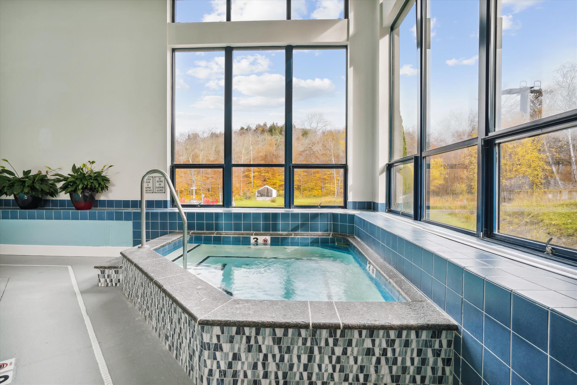 Relaxing Hot Tub Retreat