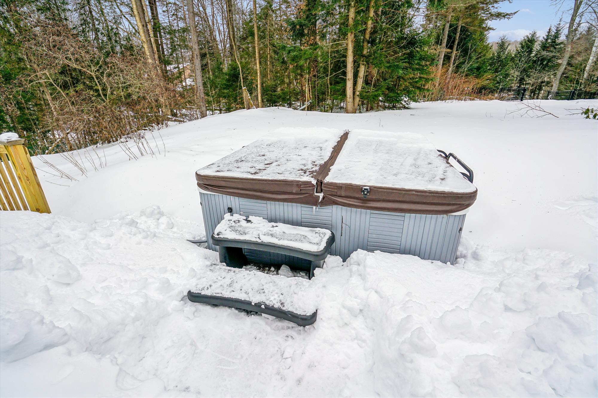 Private Hot Tub