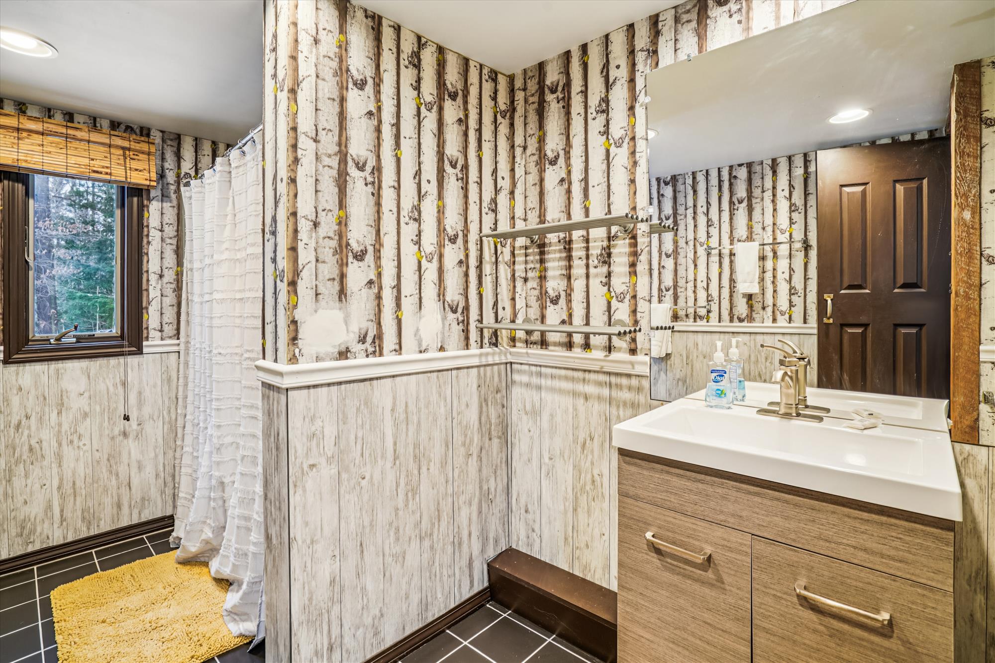Bathroom with Tub and Shower