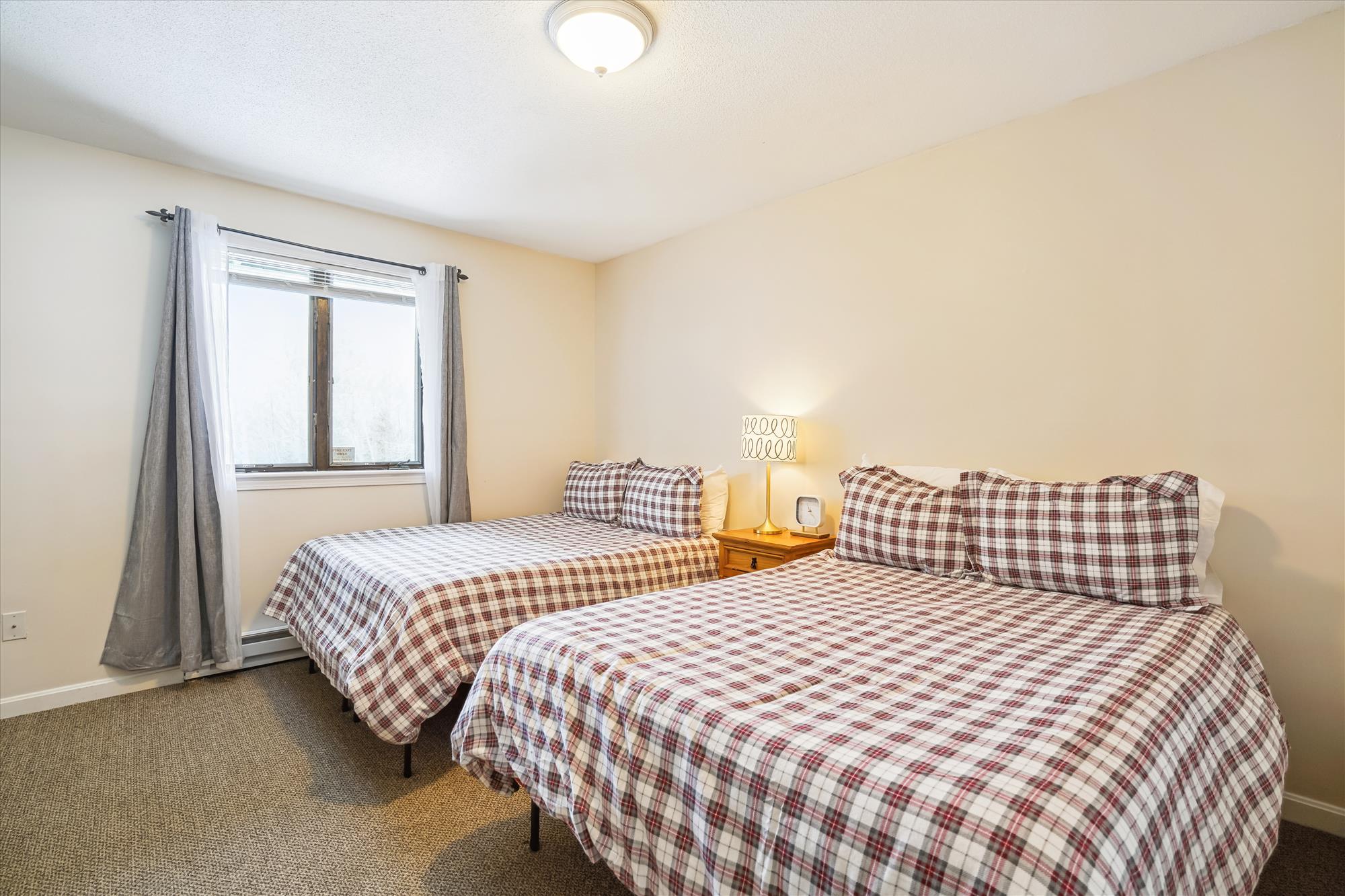 Comfortable Space for Family and Friends