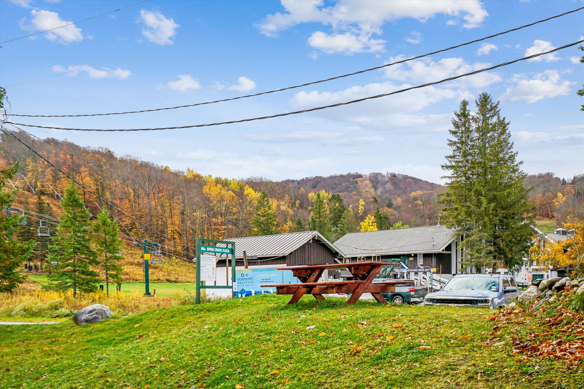 Four-Season Mountain Setting