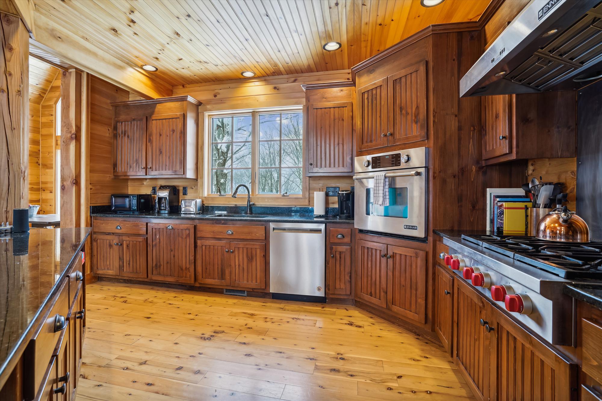 Gourmet Kitchen