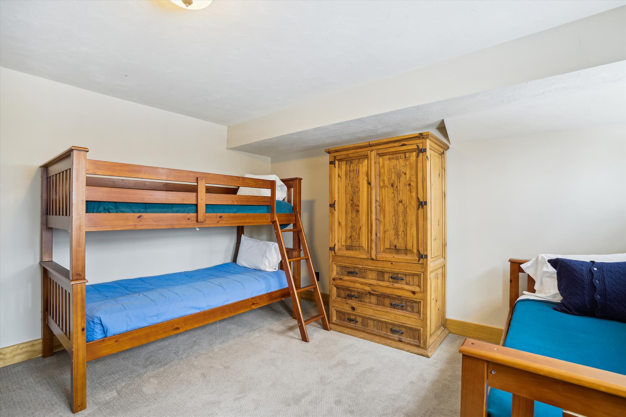 Spacious Bunk Room