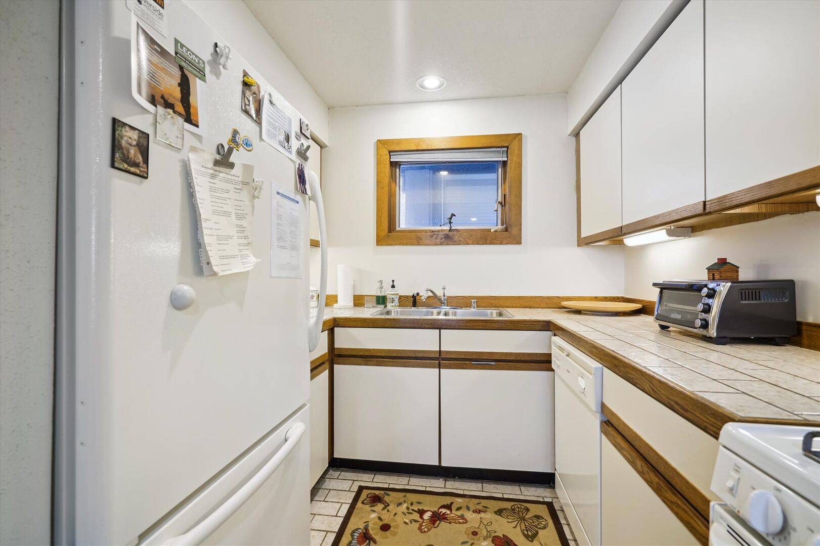 Sunrise Village East Glade B3 | Photo 10