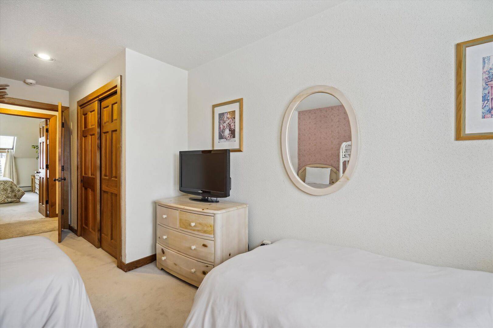 Sunrise Village East Glade B3 | Photo 16