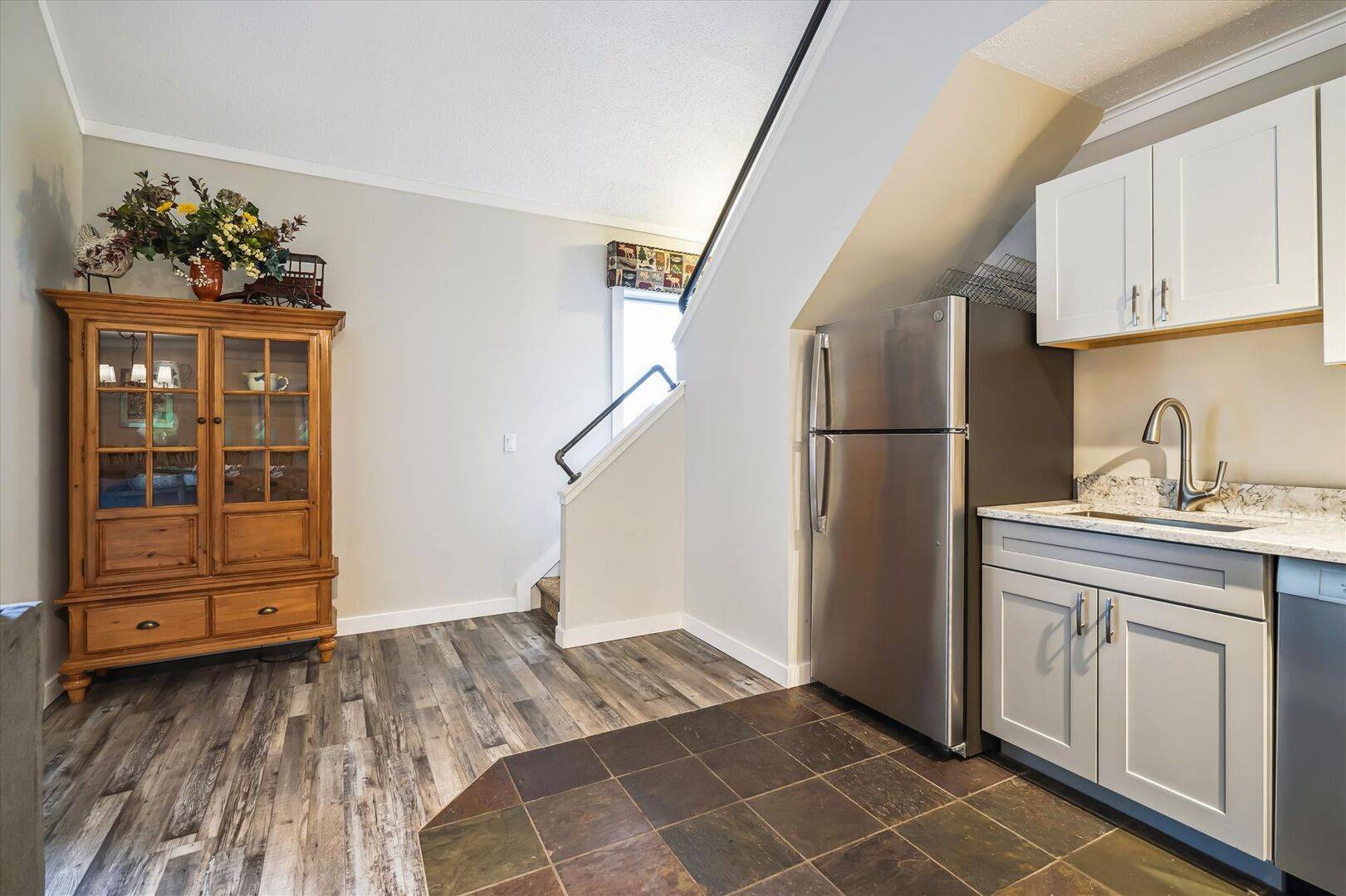 Kitchen Entry