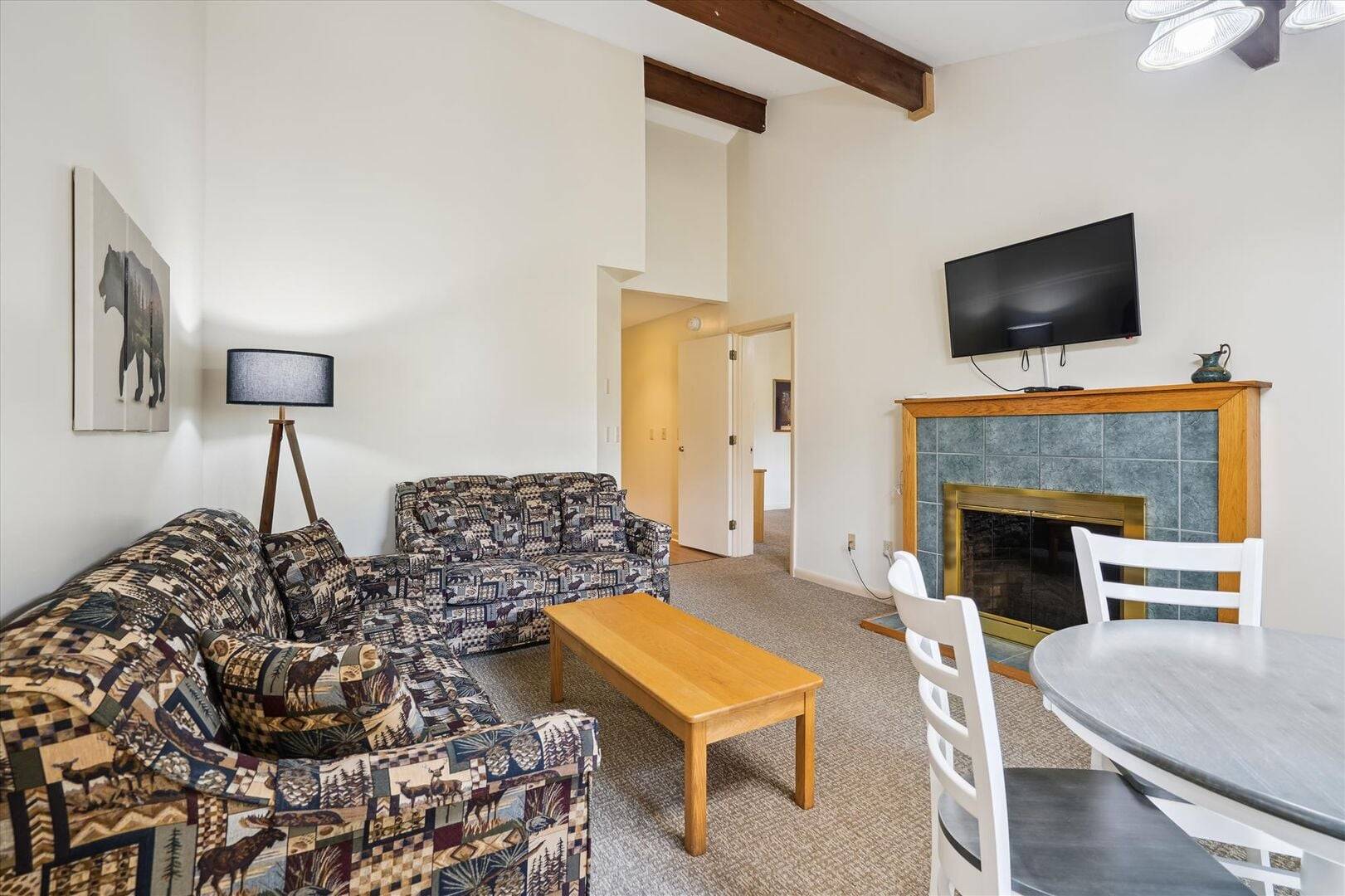 103 104 Cedarbrook Two bedroom Suite 3