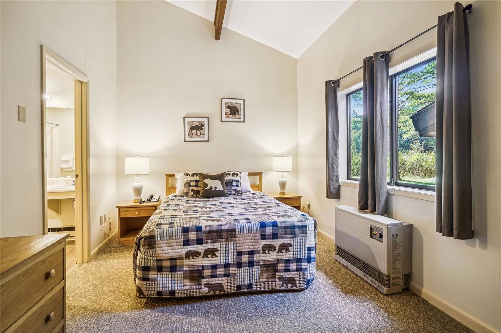 106 Cedarbrook One bedroom Queen Suite | Photo 10