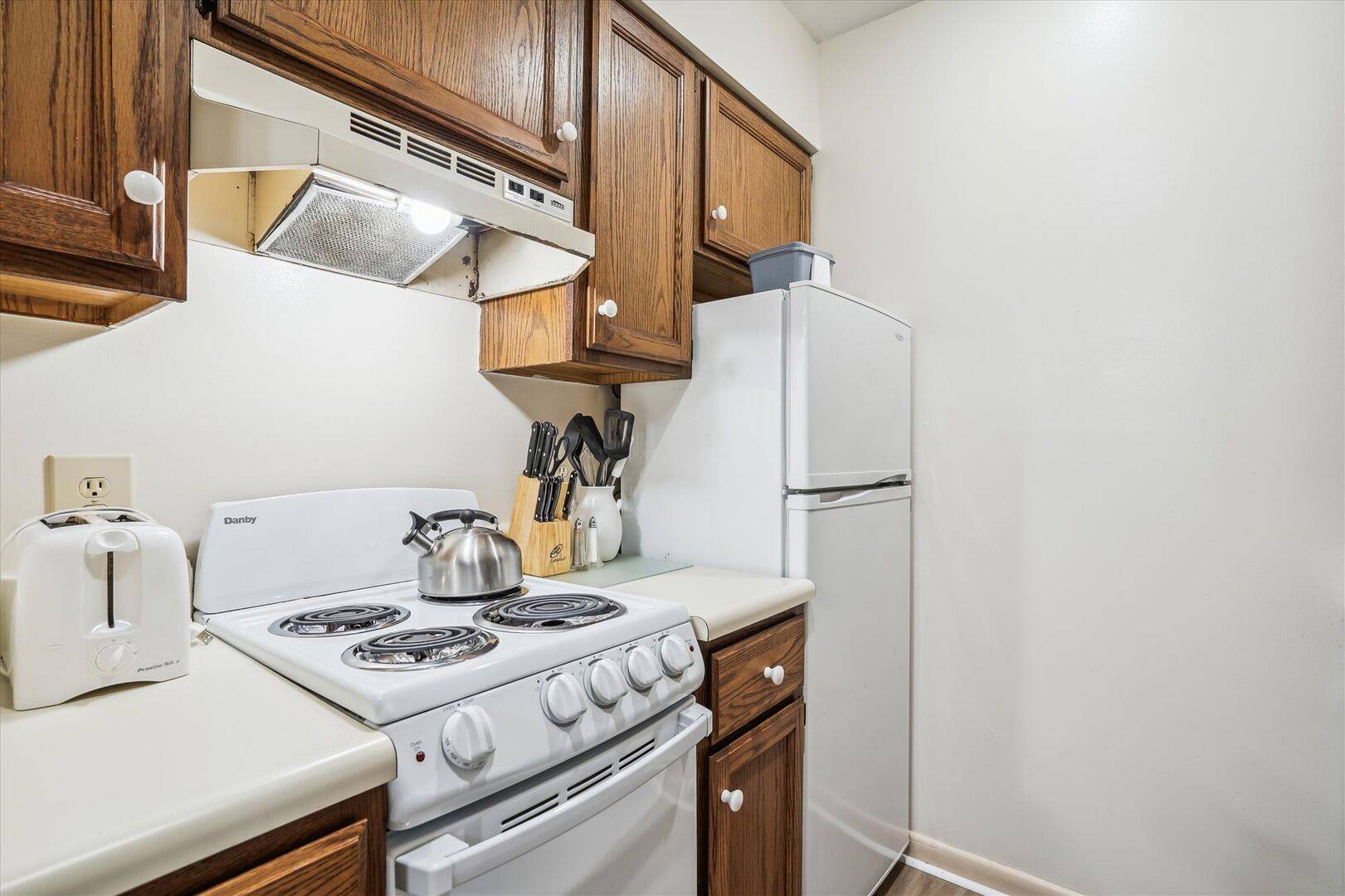 106 Cedarbrook One bedroom Queen Suite | Photo 6