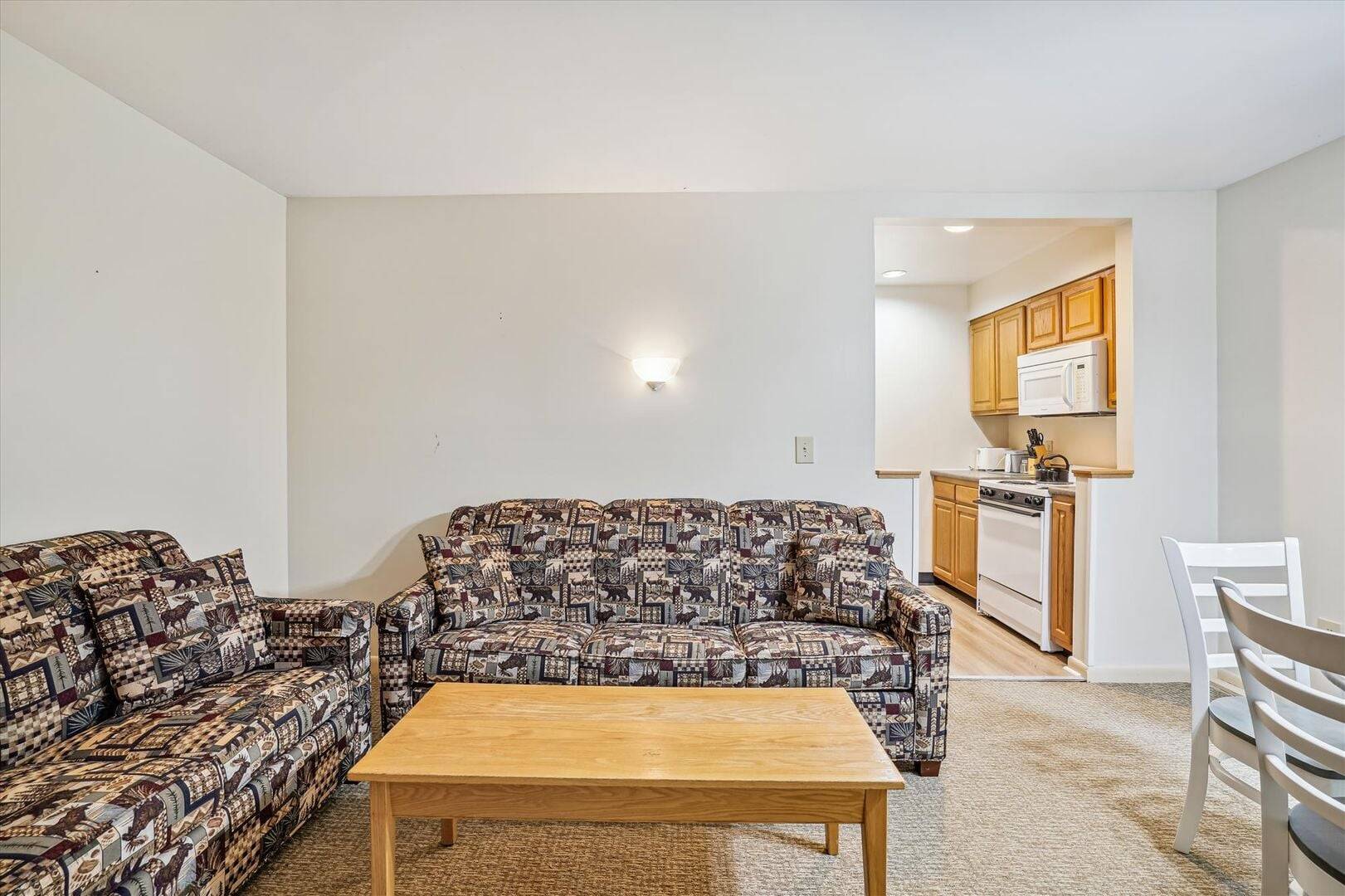 108 Cedarbrook One bedroom Queen Suite | Photo 7