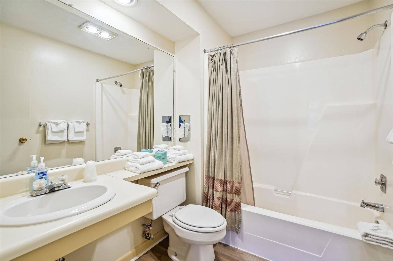 109 110 Cedarbrook Two bedroom Suite | Photo 32