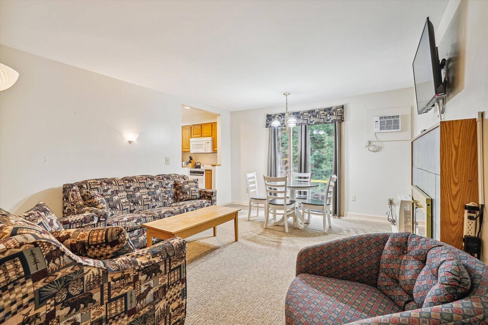 109 110 Cedarbrook Two bedroom Suite