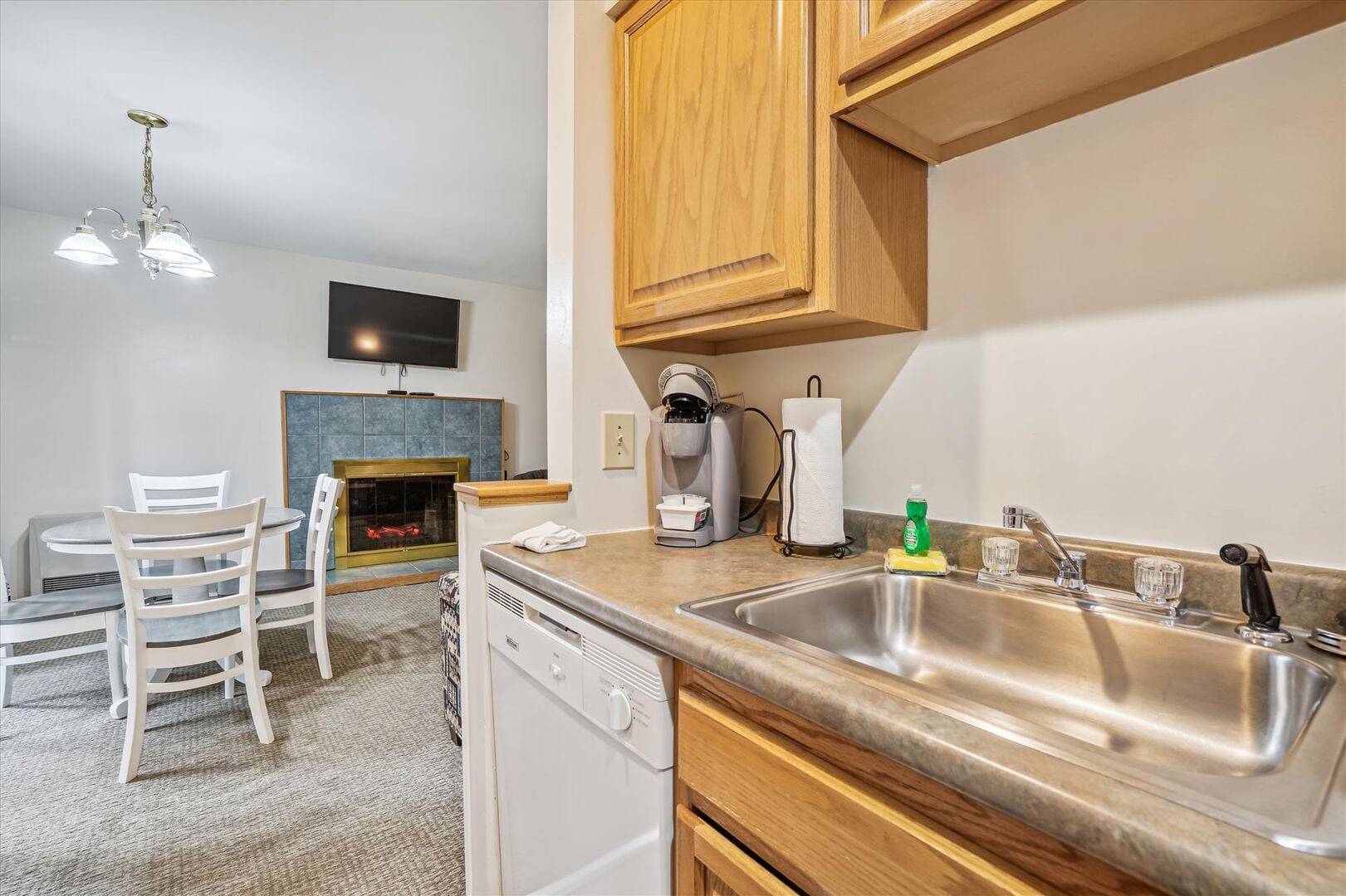 109 110 Cedarbrook Two bedroom Suite | Photo 27