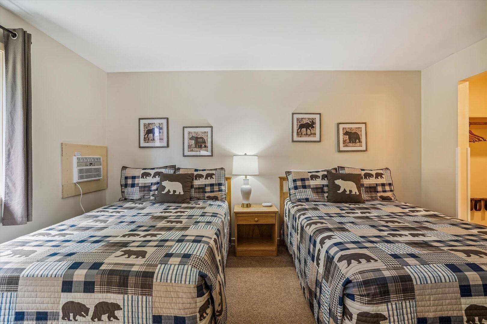 118 120 Cedarbrook Junior Suite
