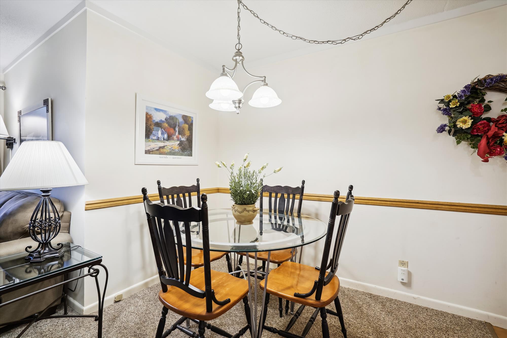 Intimate Dining Space