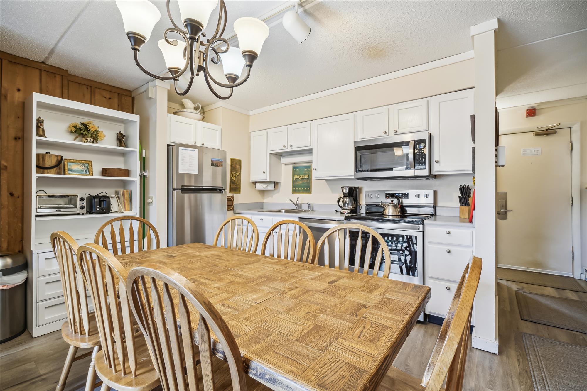 Whiffletree Condo Unit G8 2