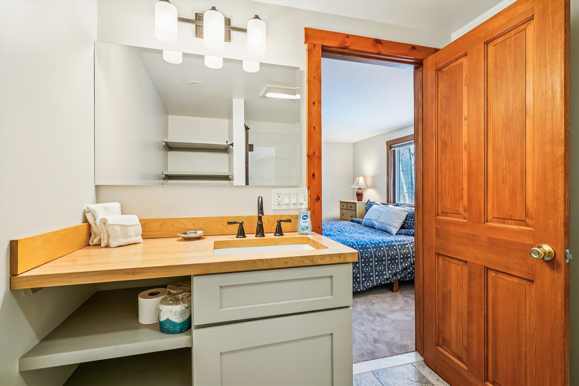 Bathroom Connecting to Bedroom