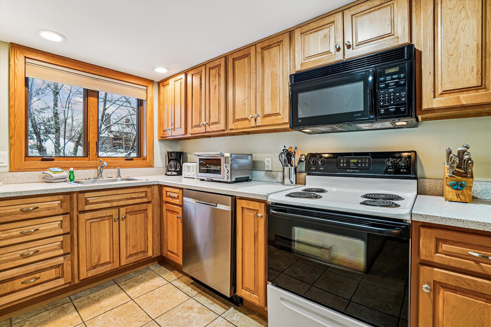 Full Kitchen with Modern Appliances