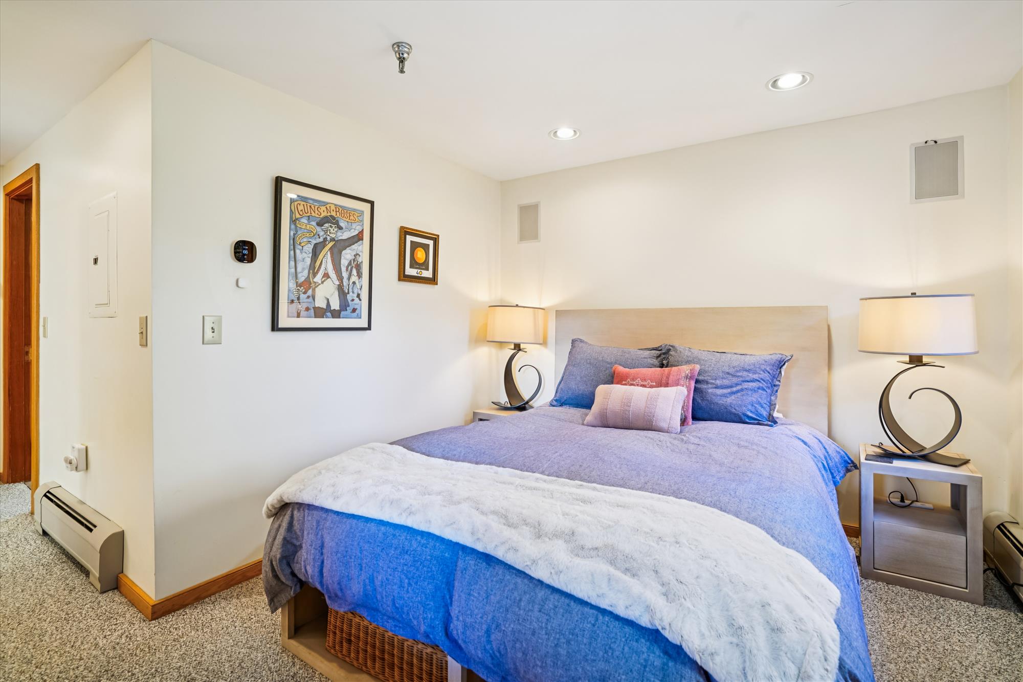 Queen Bedroom