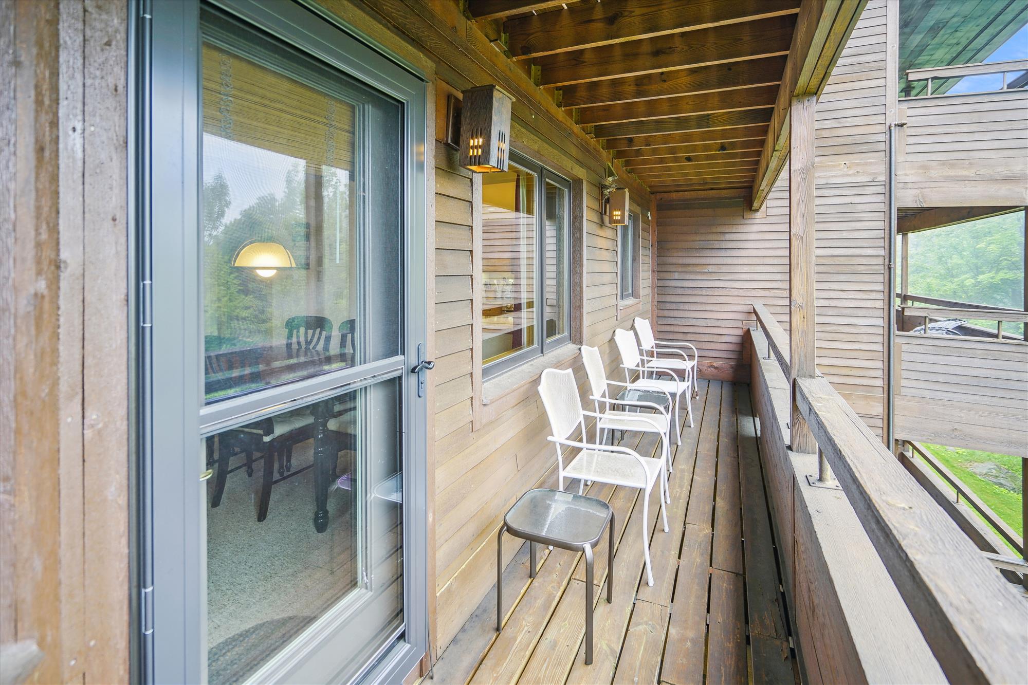 Private Deck