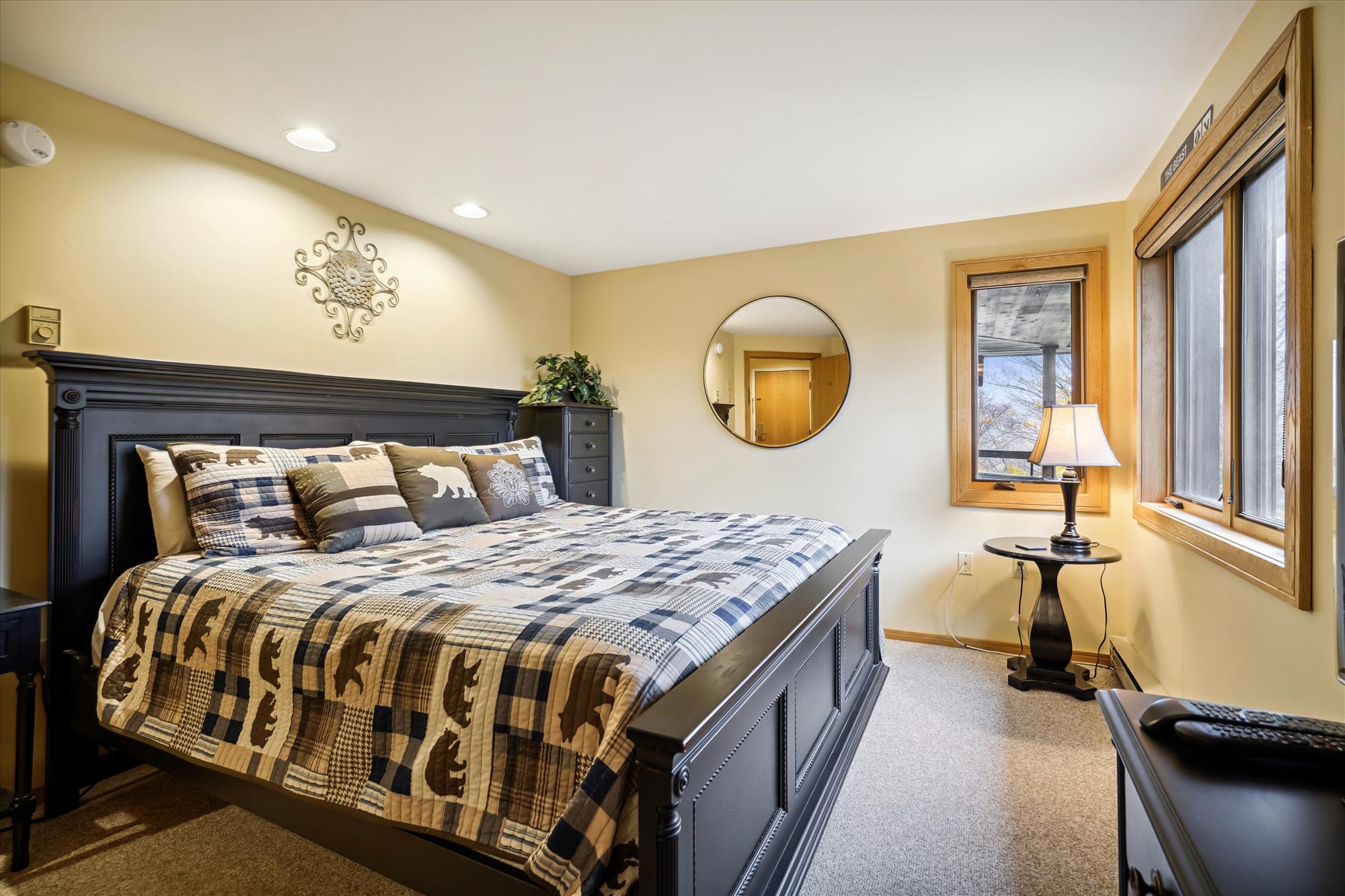 Spacious Bedroom Retreat