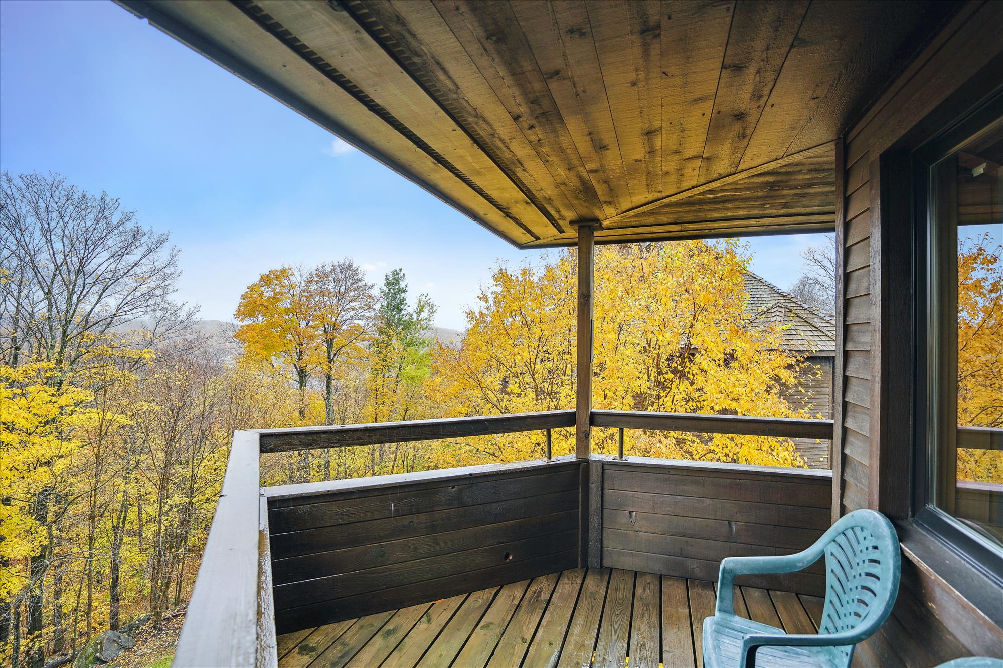 Private deck
