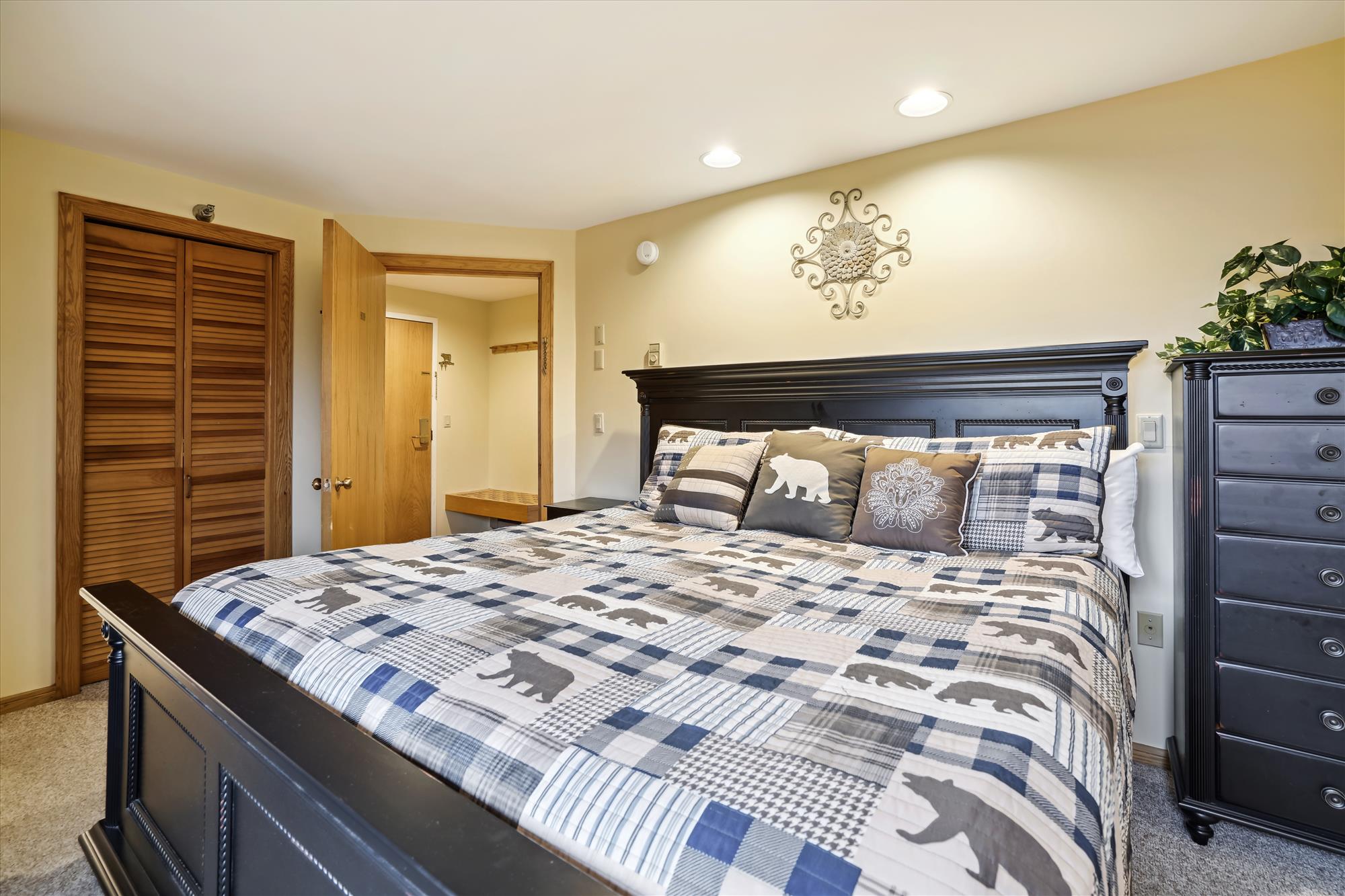 Primary Bedroom with King Bed
