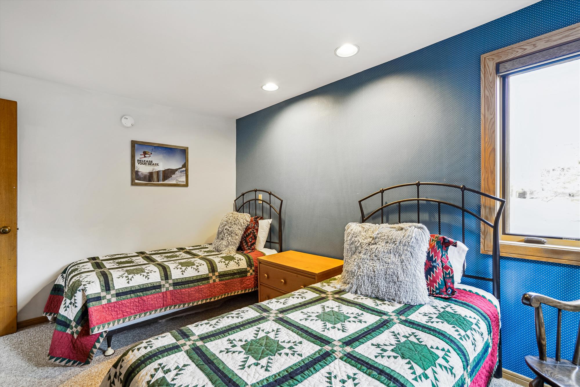 Twin Guest Bedroom