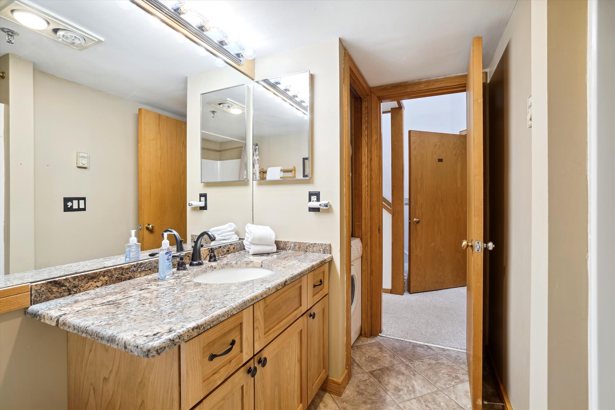 Updated Full Bathroom Vanity