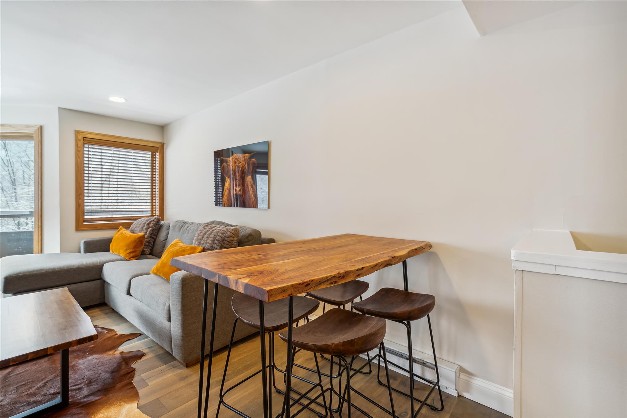Breakfast Bar Seating