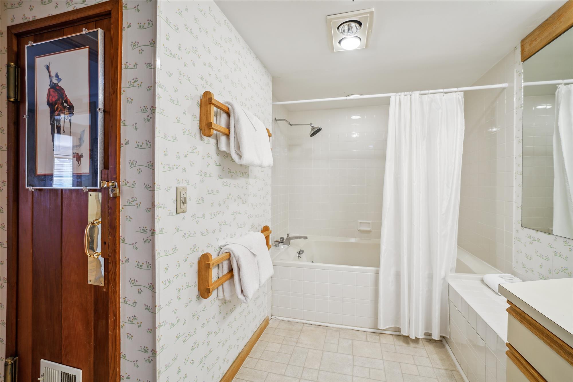 Full Bath with Deep Soaking Tub