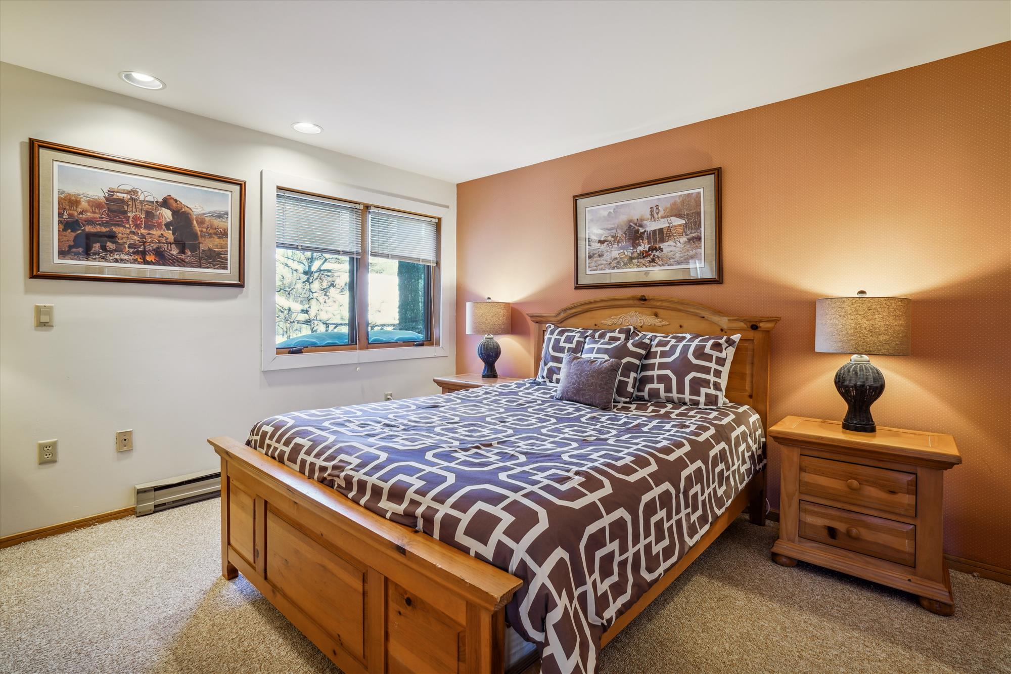 Comfortable Queen Bedroom Retreat