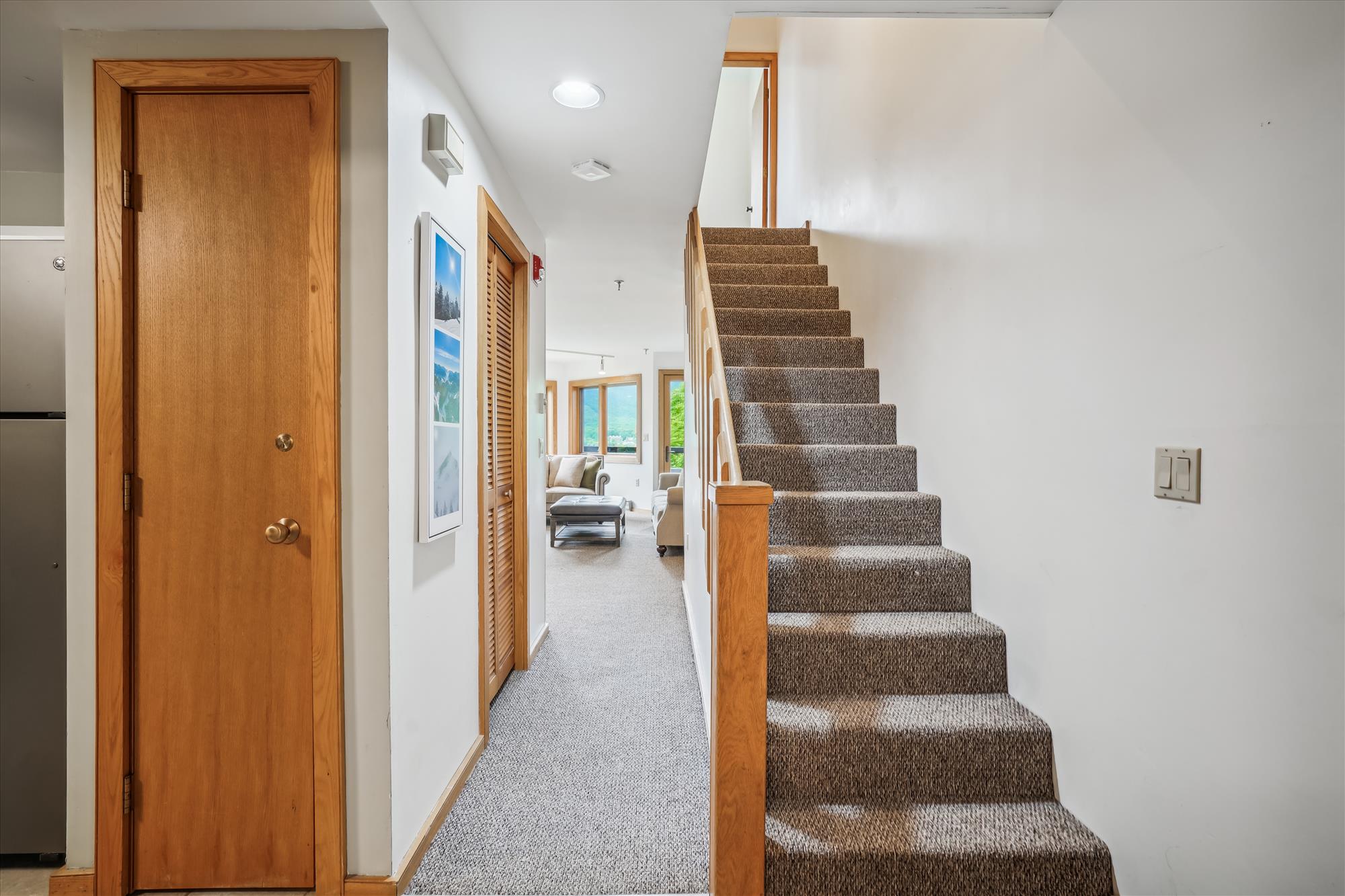 Multi-Level Layout with Open Staircase