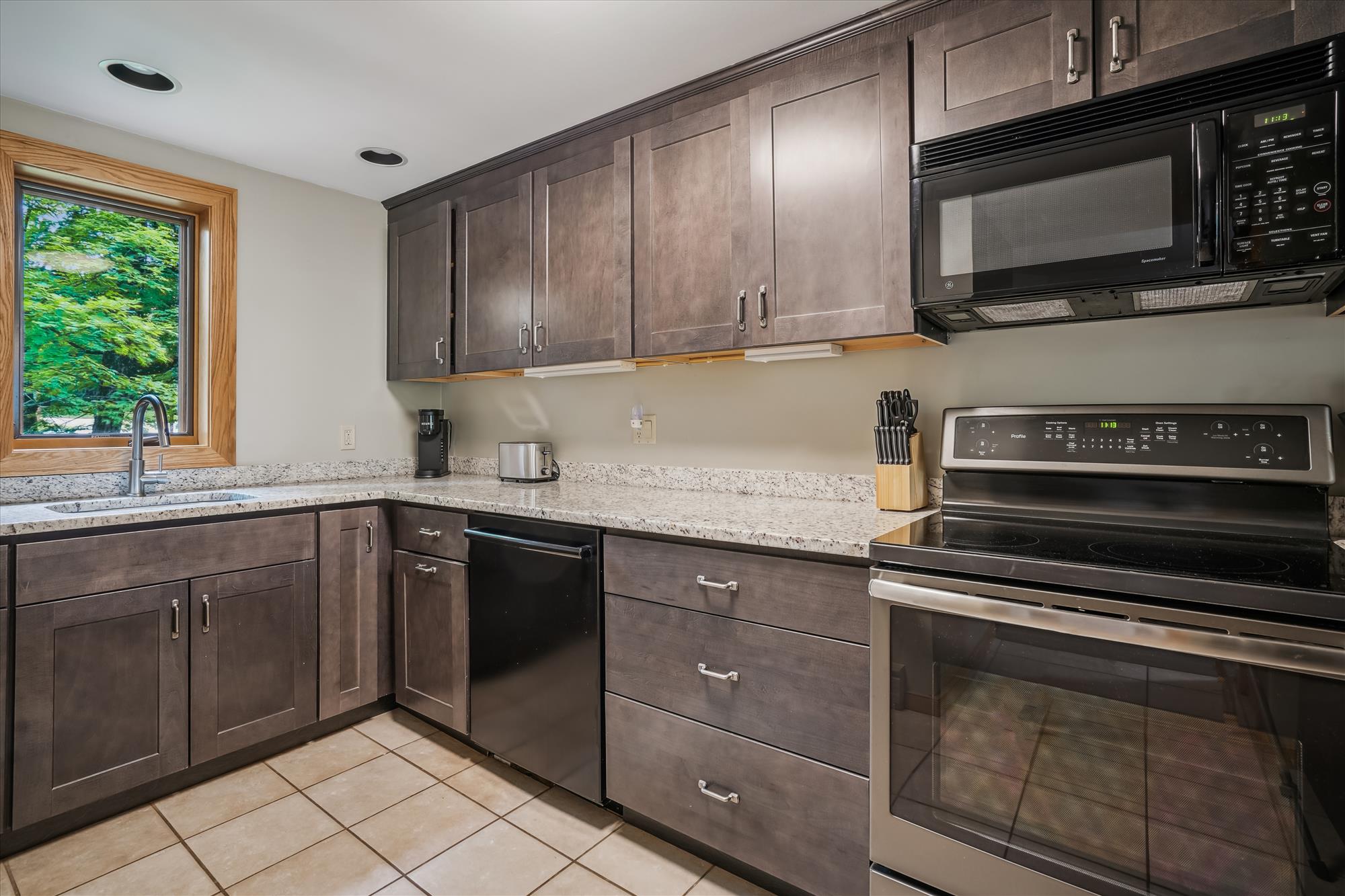 Updated Kitchen with Modern Finishes