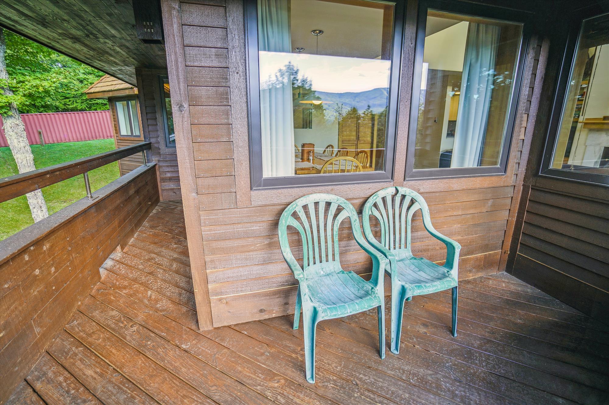 Private deck