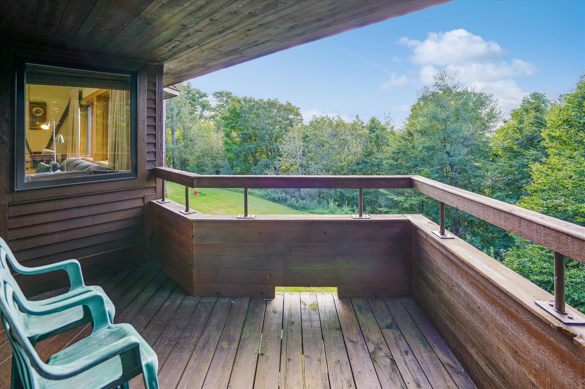 Private Deck