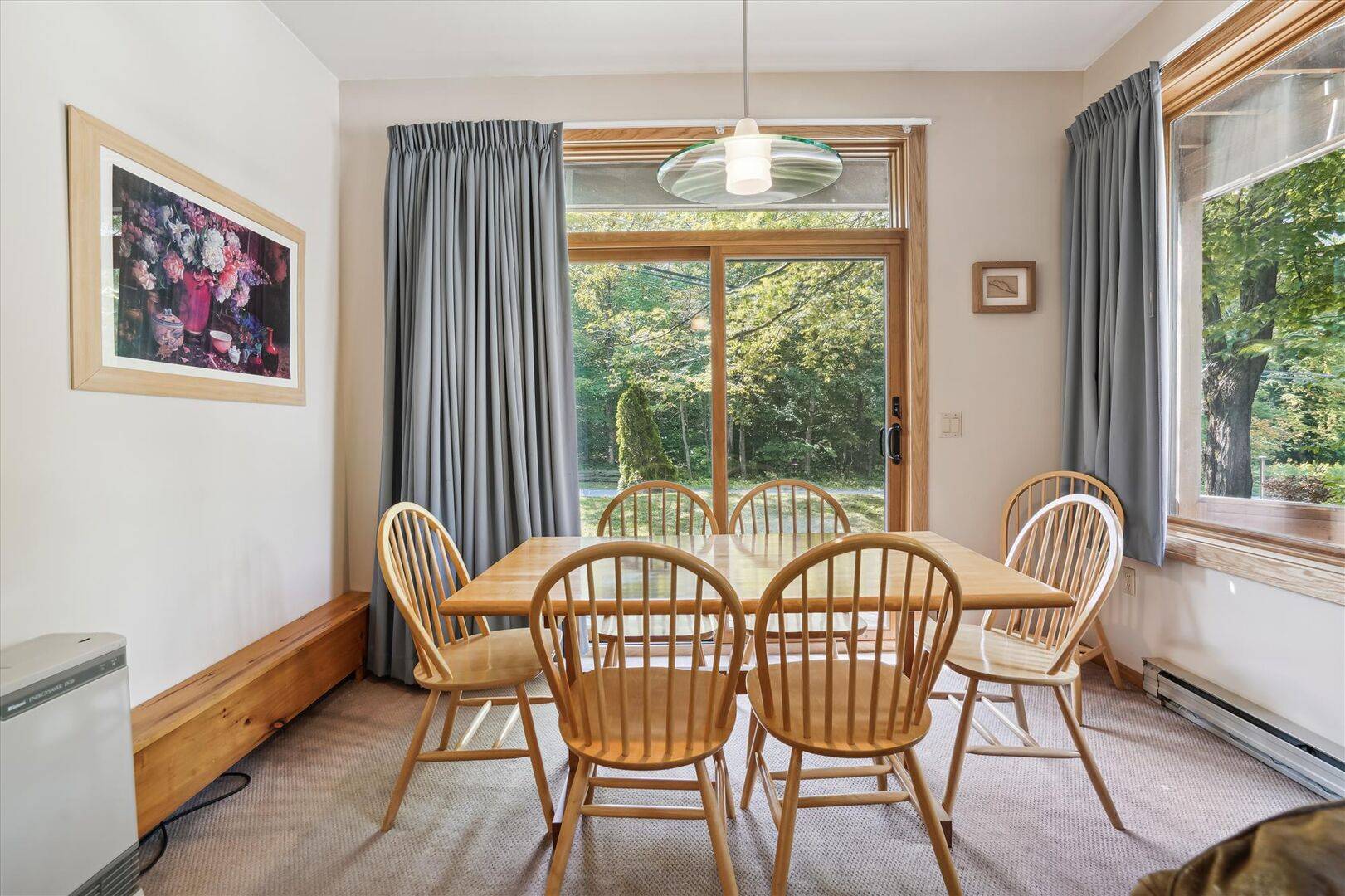 Dining with Woodland Views
