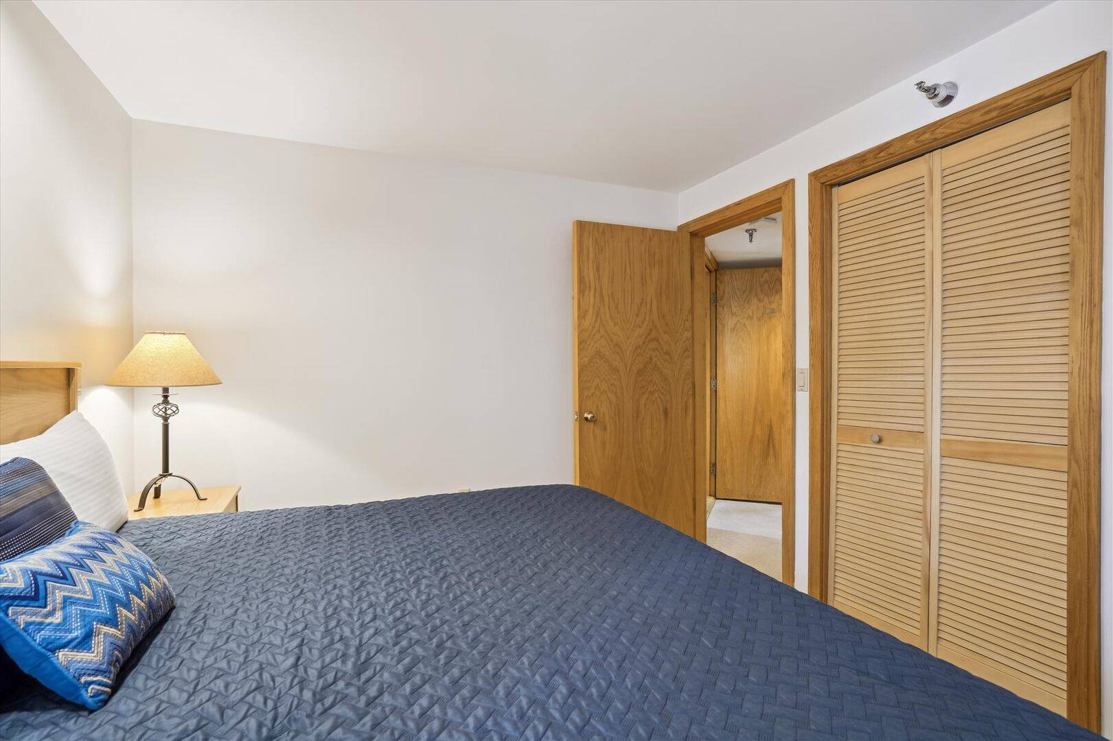 Bedroom with Ensuite Access