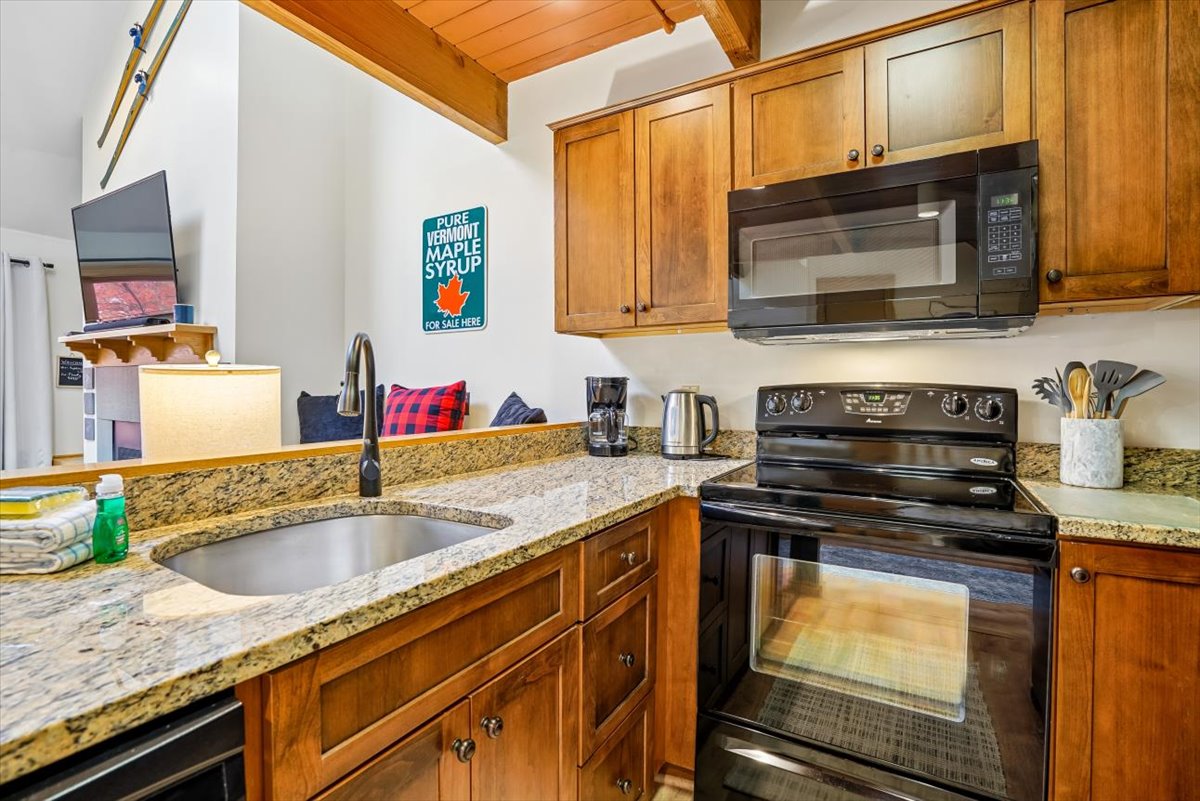 Cook, Gather & Feel Right at Home