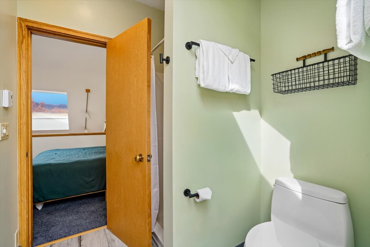 Simple Comforts for Your Mountain Stay