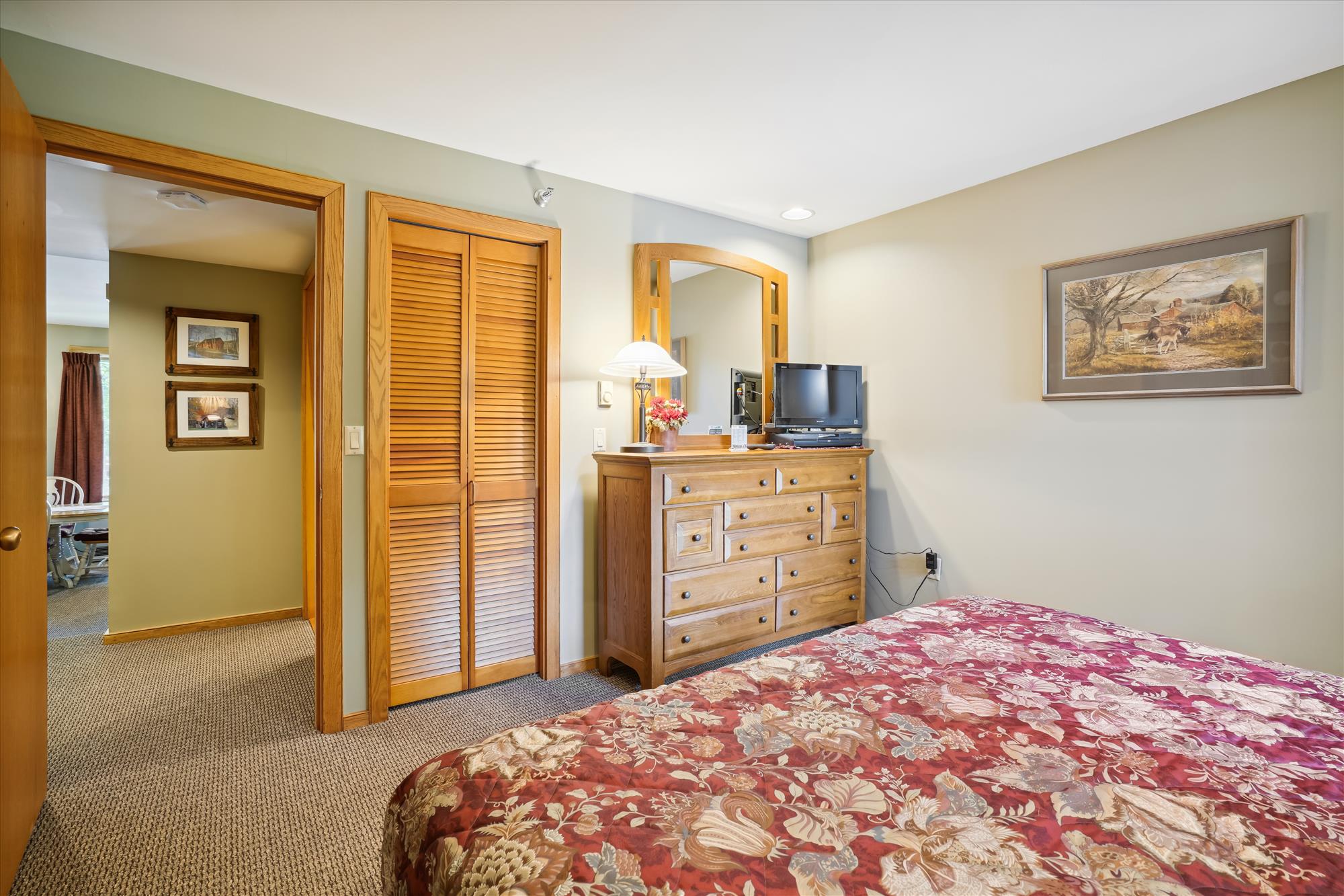 King Bedroom