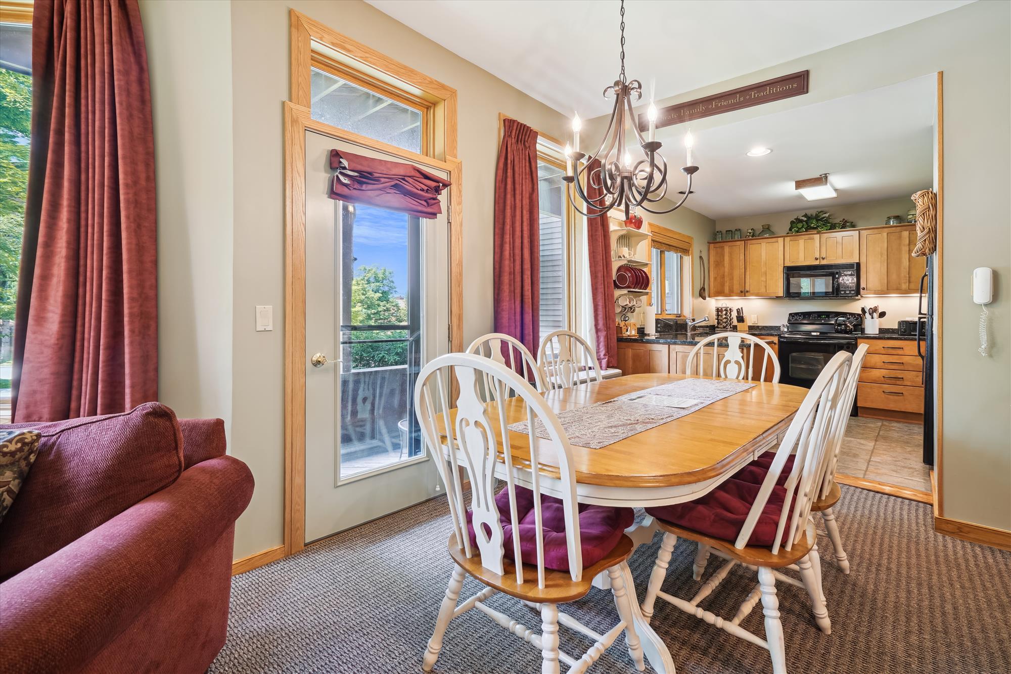 Dining room/Kitchen view