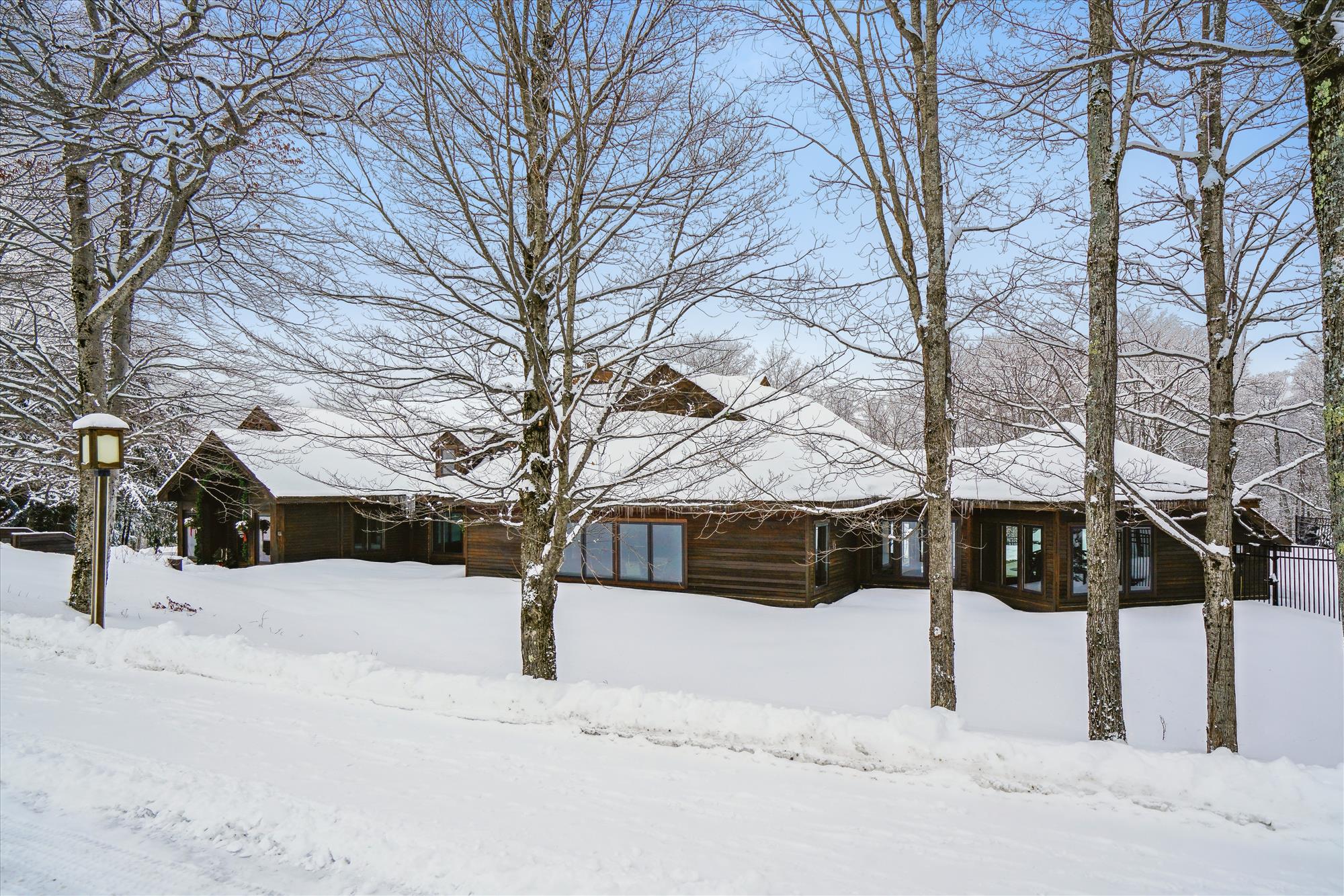 Highridge Welcome Center