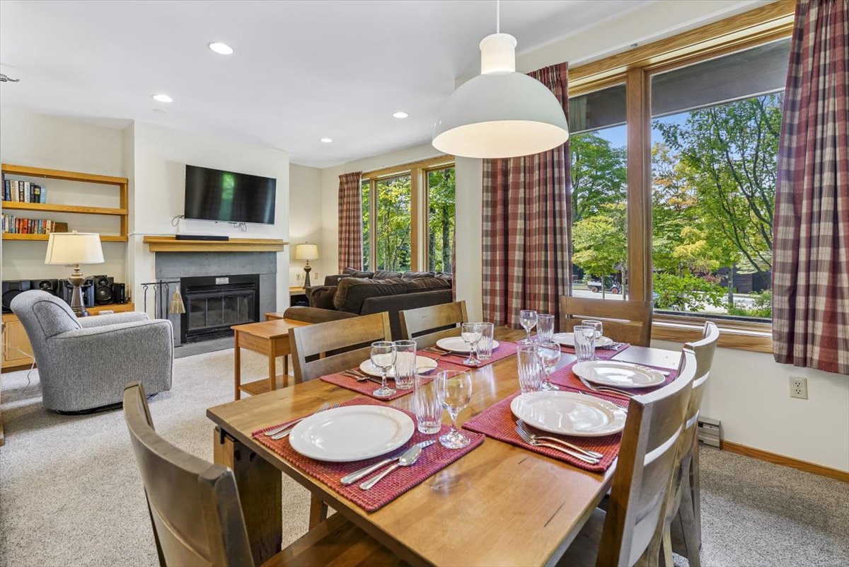 Highridge Condo Unit D18 2
