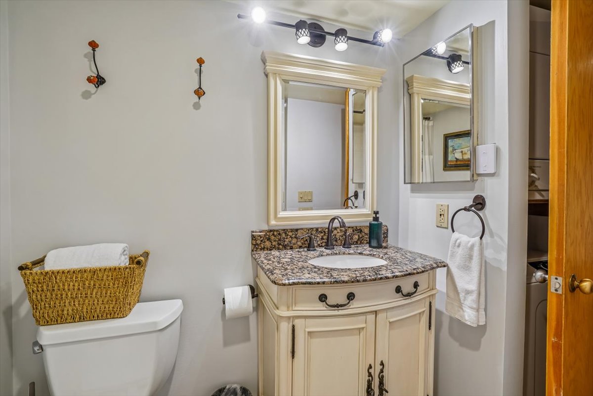 Bathroom Vanity