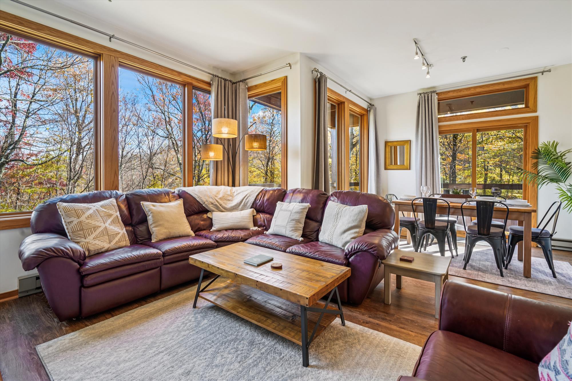 Highridge Condo Unit E1 2