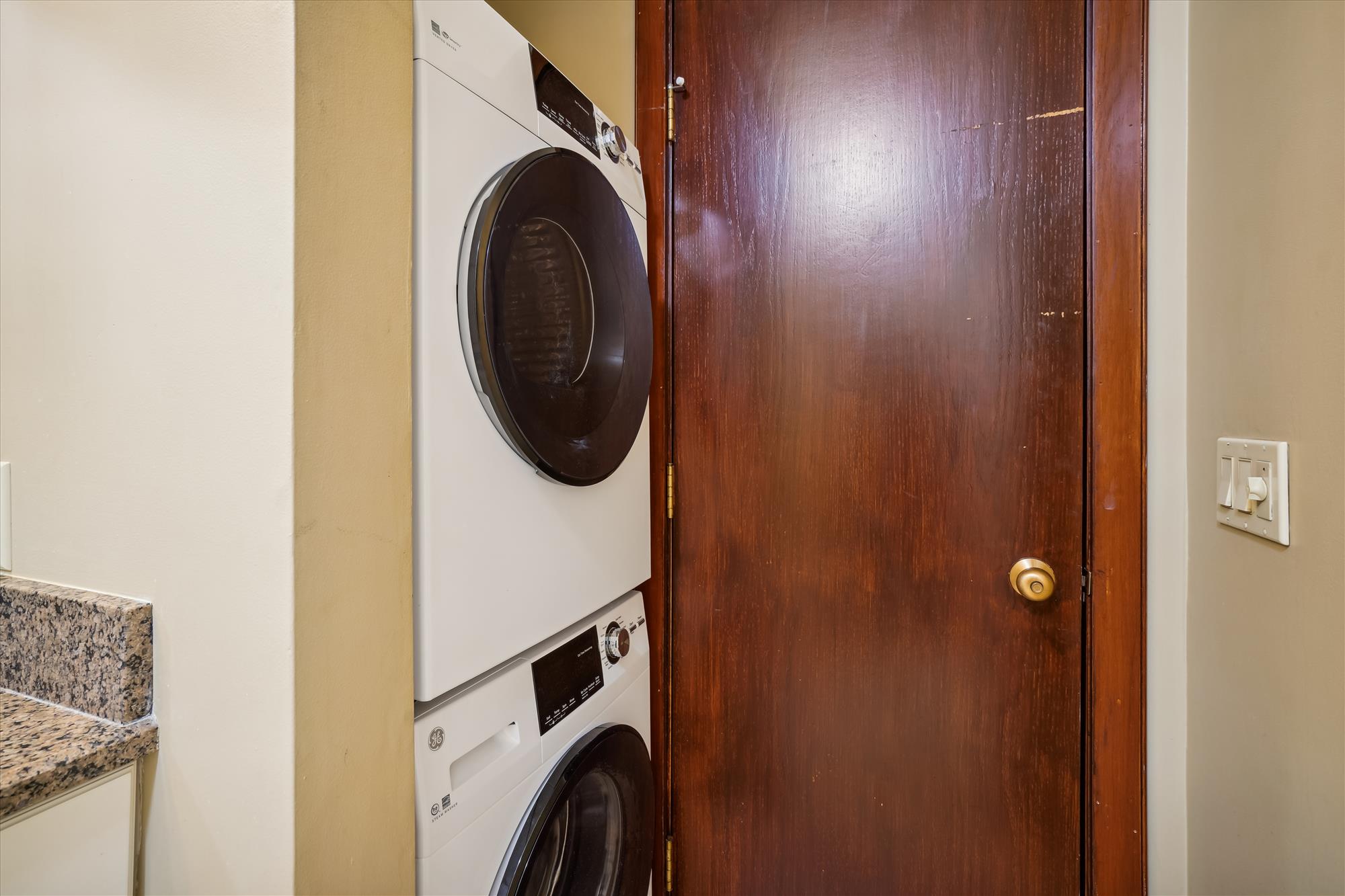In-Unit Washer and Dryer