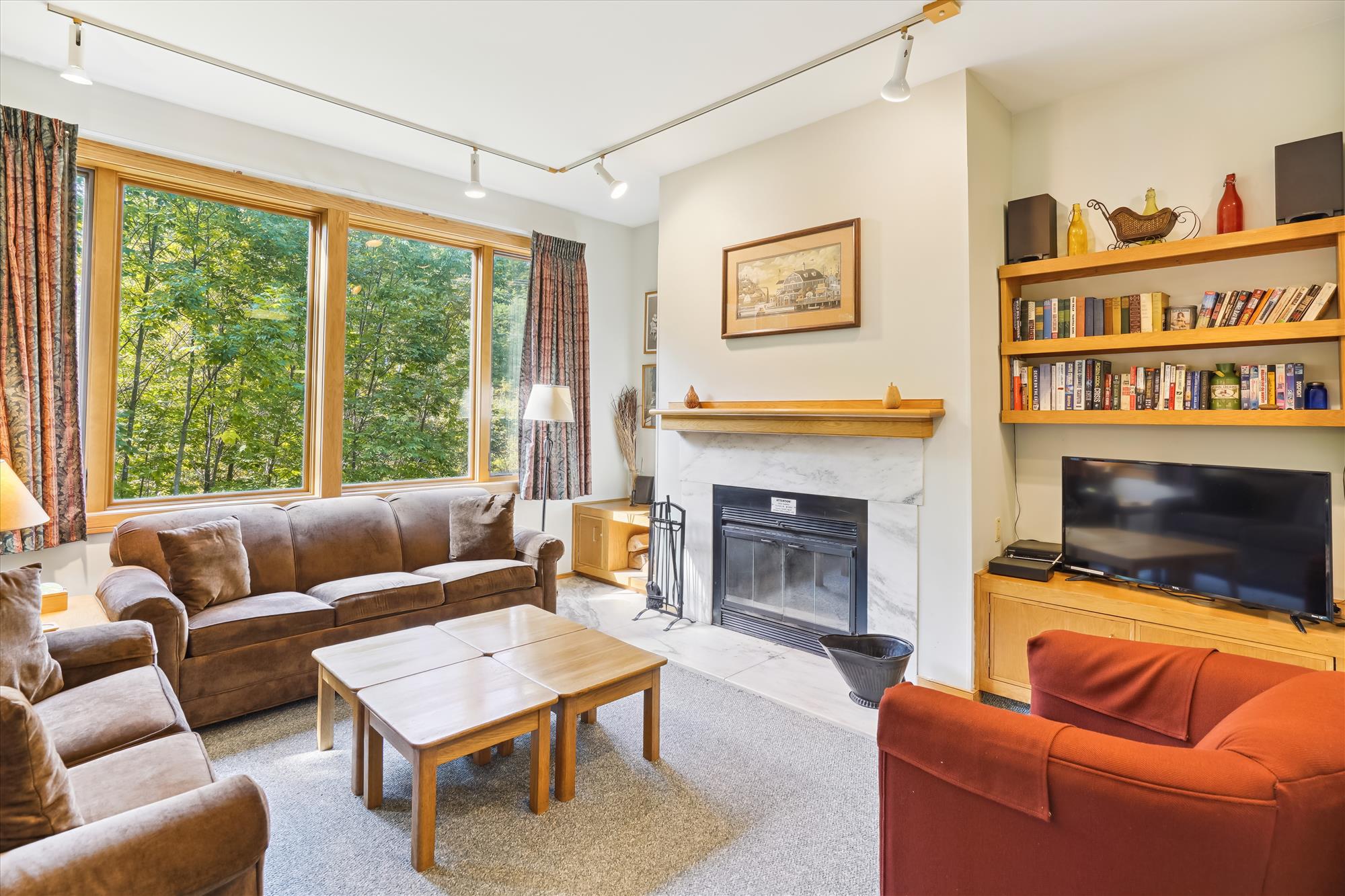 Highridge Condo Unit F2