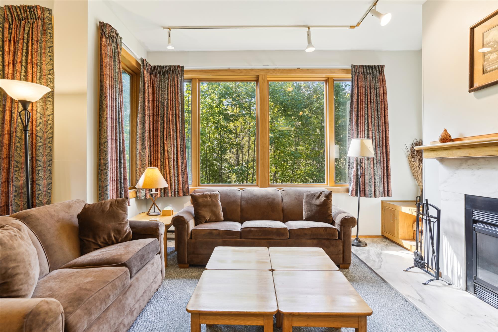 Highridge Condo Unit F2 2