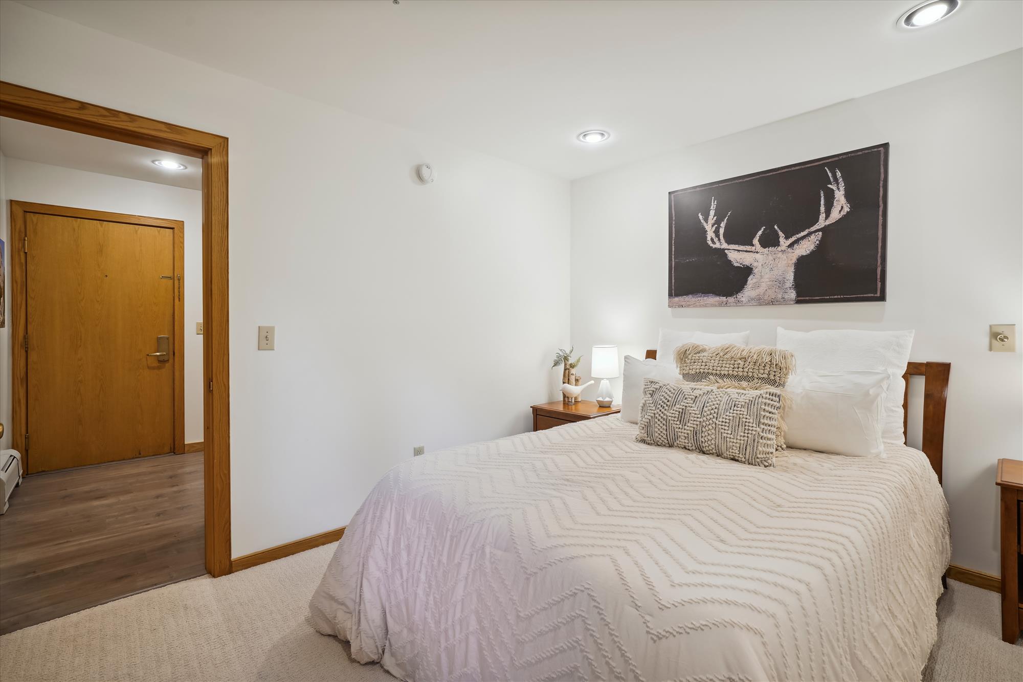 Settle In - Queen bedroom